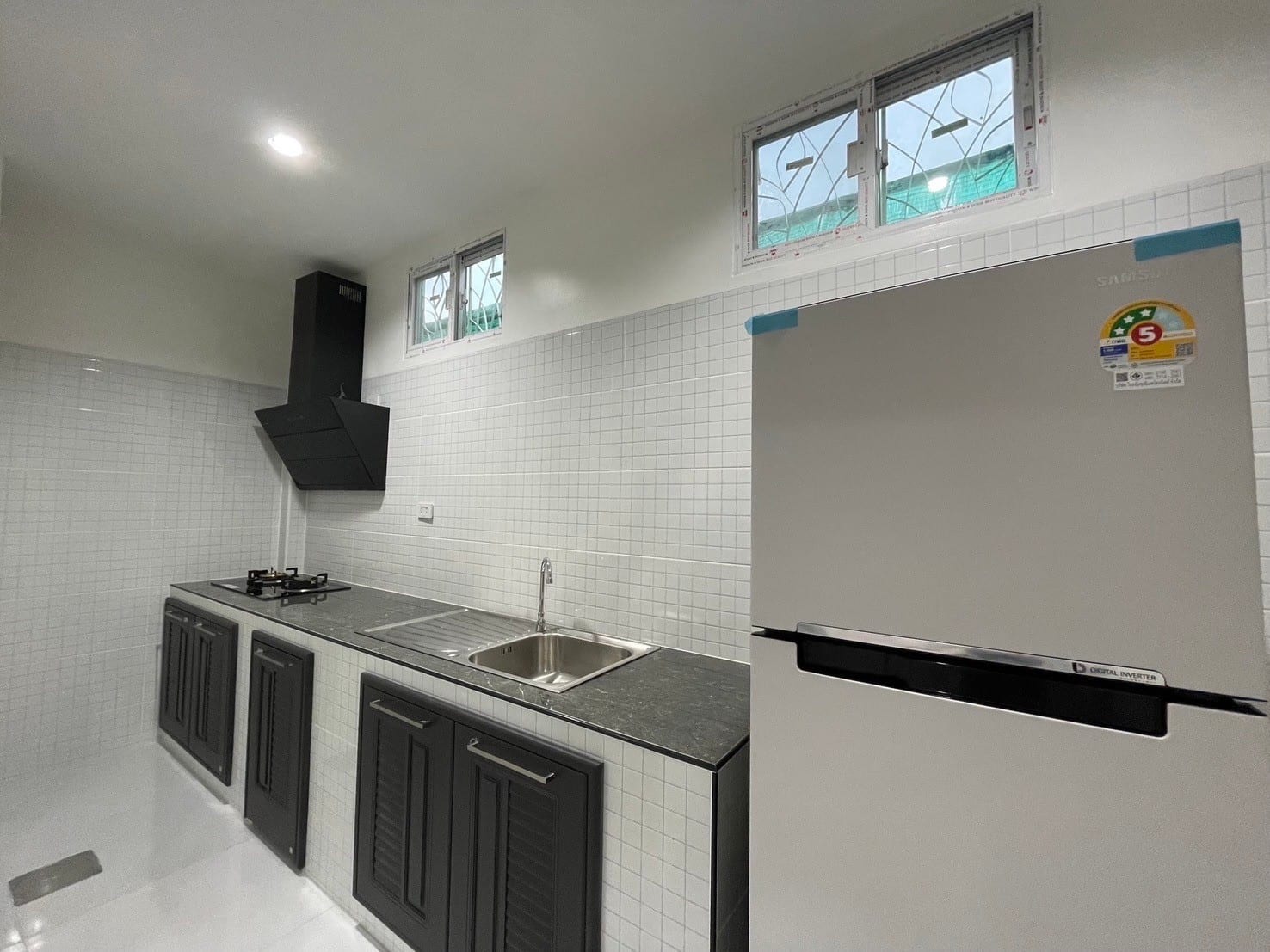 ให้เช่าทาวน์โฮม Baan Sukhumvit 101/1 ซอยสุขุมวิท 101/1 3 ห้องนอน 3 ห้องน้ำ 250 ตร.ม. 48,000 บาท/เดือน 5