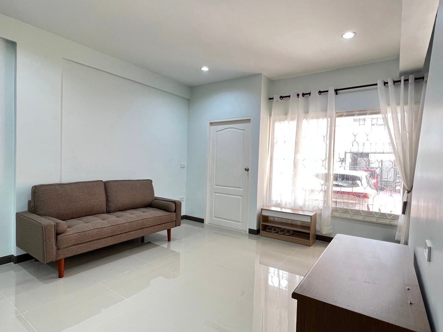 ให้เช่าทาวน์โฮม Baan Sukhumvit 101/1 สุขุมวิท 101/1 3 ห้องนอน 3 ห้องน้ำ 250 ตร.ม. 45,000 บาท/เดือน 4