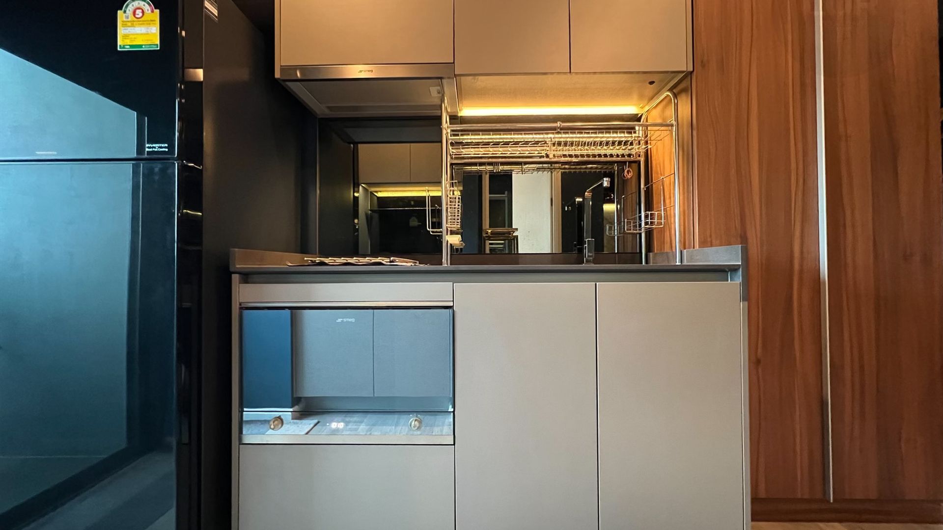 Kondominium Dijual Kamar Sukhumvit 69 · Lantai 19 · di sebelah BTS Phra Khanong 100 m · 4