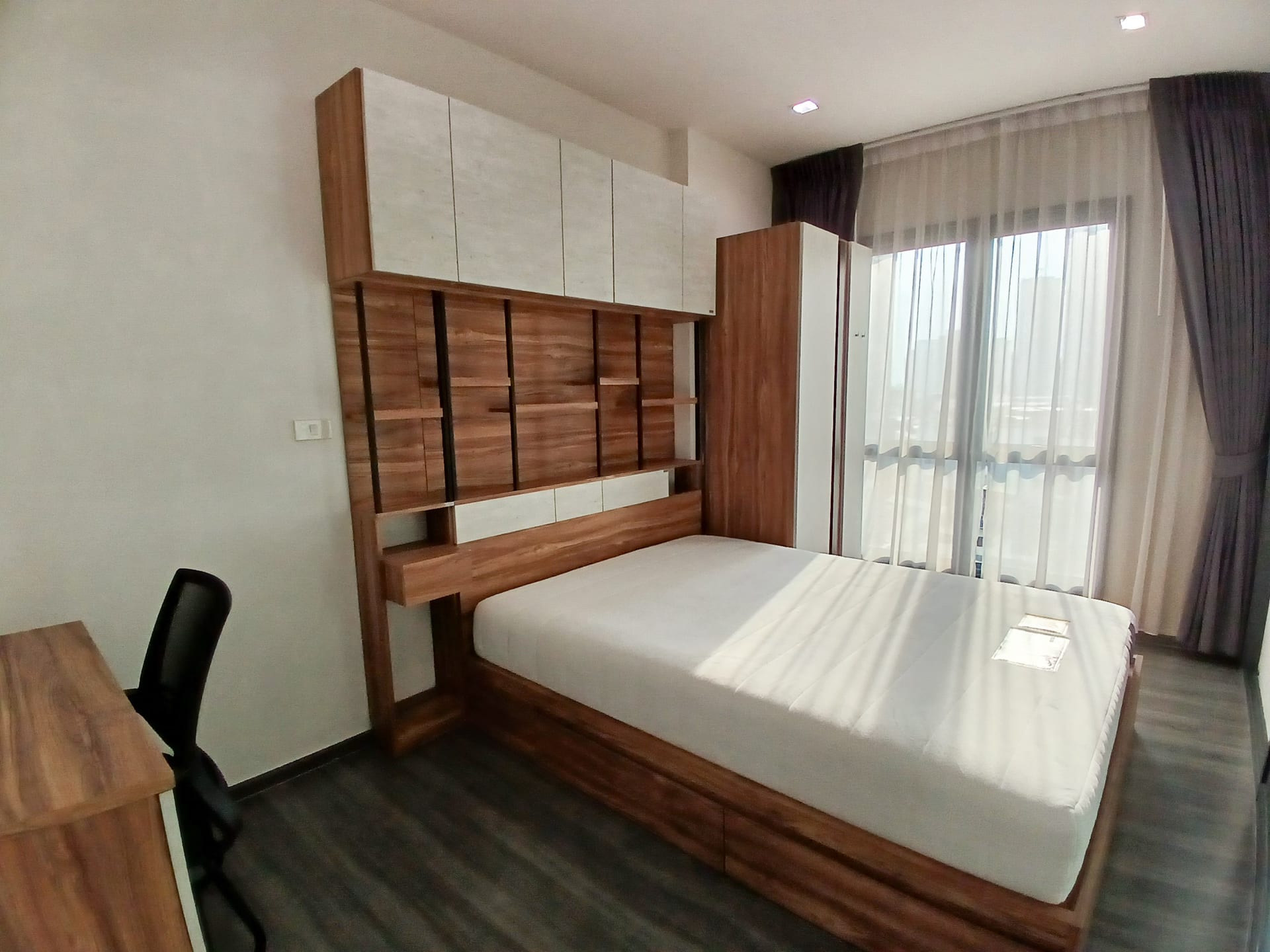 ขายและให้เช่าคอนโด The Rich Sathorn - Taksin บางลำภูล่าง คลองสาน ห้องสตูดิโอ 1 ห้องน้ำ 29.7 ตร.ม. ชั้น 7 ราคา 2.85 ล้านบาท ภาพหลัก
